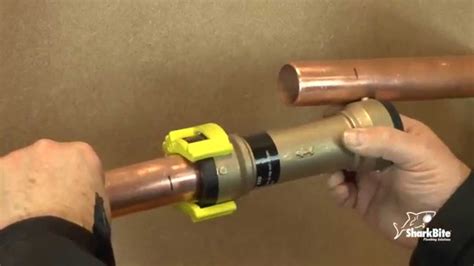 Video: Repair Leaking Pipe With Slip Couplings